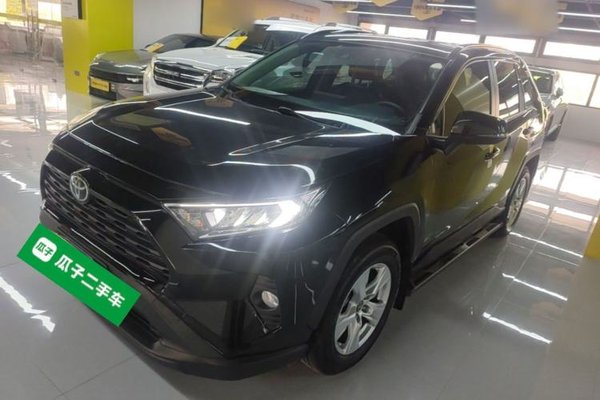 Toyota RAV4 · 2022 год