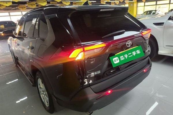 Toyota RAV4 2022, 20900 км, за 16574 USD