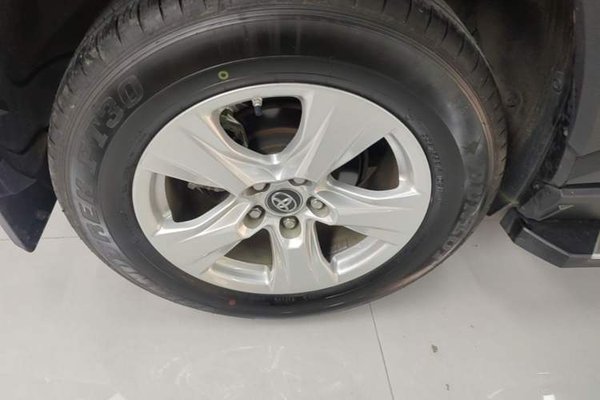 Toyota RAV4 2022, 20900 км, за 16574 USD - фото 10