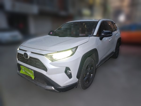 Toyota RAV4 2022, 22599 км, за 19500 USD