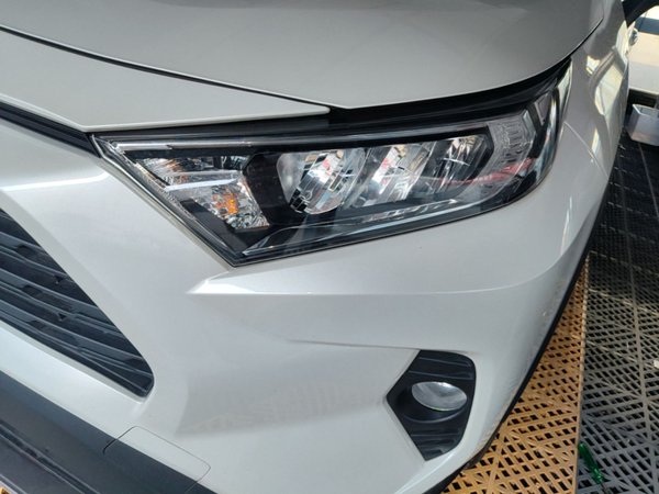 Toyota RAV4 2022, 30600 км, за 19108 USD - фото 9