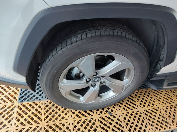 Toyota RAV4 2022, 30600 км, за 19108 USD - фото 8
