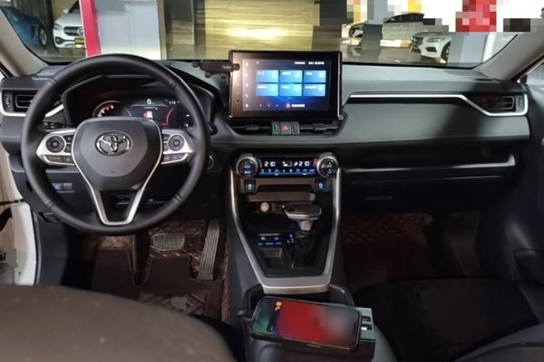 Toyota RAV4 2022, 6500 км, за 19397 USD - фото 17