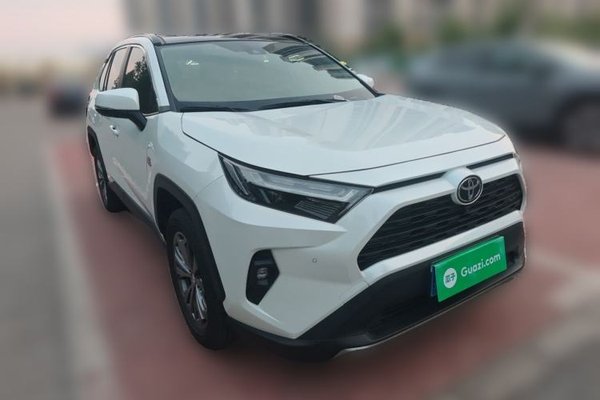 Toyota RAV4 2023, 11399 км, за 19481 USD