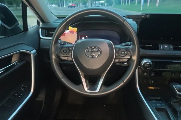 Toyota RAV4 2023, 11399 км, за 19481 USD - фото 11