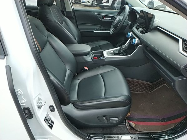 Toyota RAV4 2023, 32500 км, за 20761 USD - фото 23