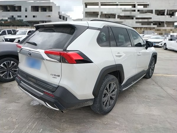 Toyota RAV4 2023, 32500 км, за 20761 USD - фото 6