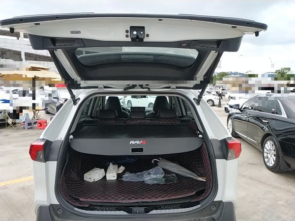 Toyota RAV4 2023, 32500 км, за 20761 USD - фото 22
