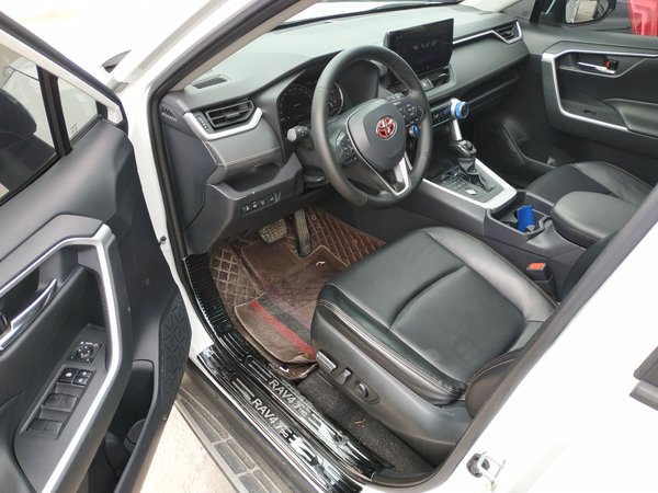Toyota RAV4 2023, 32500 км, за 20761 USD - фото 19