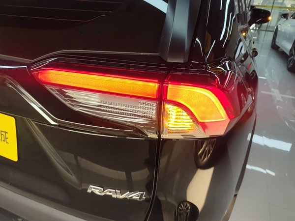 Toyota RAV4 2024, 6800 км, за 19118 USD - фото 7