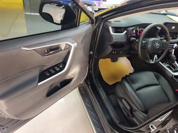 Toyota RAV4 2024, 6800 км, за 19118 USD - фото 19