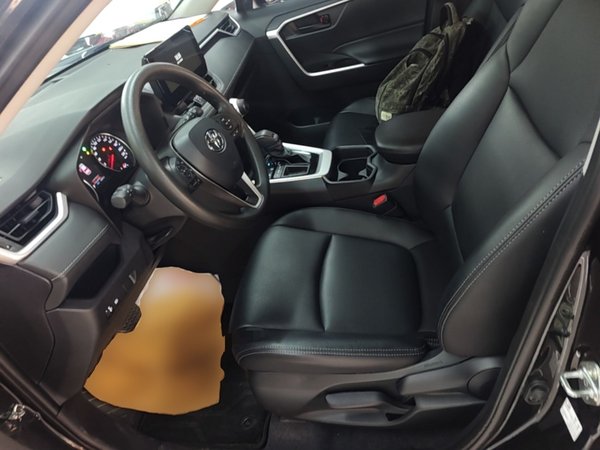 Toyota RAV4 2024, 6800 км, за 19118 USD - фото 18