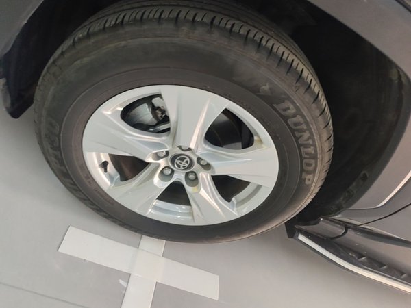 Toyota RAV4 2024, 6800 км, за 19118 USD - фото 8
