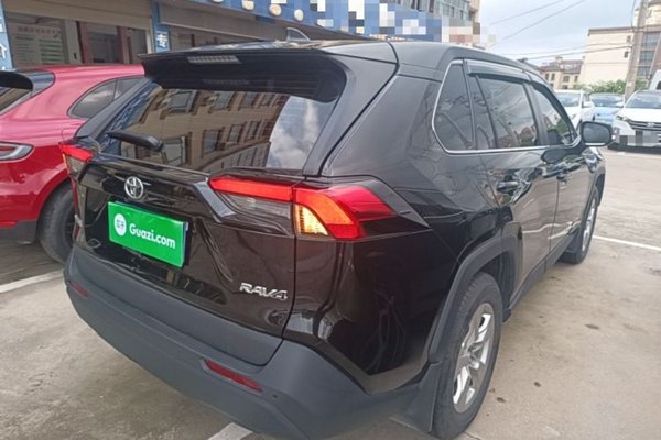 Toyota RAV4 2024, 9900 км, за 19301 USD - фото 6