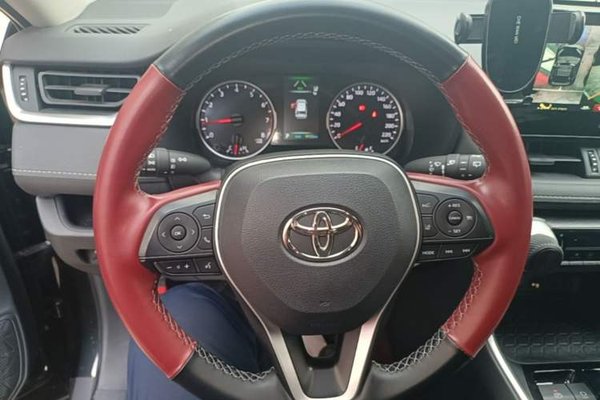 Toyota RAV4 2024, 9900 км, за 19301 USD - фото 14