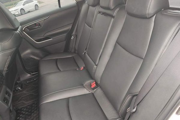Toyota RAV4 2024, 9200 км, за 17831 USD - фото 14