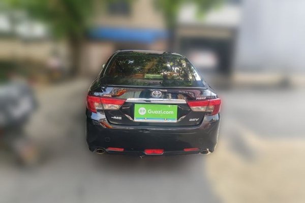 Toyota Reiz 2013, 67400 км, за 10270 USD