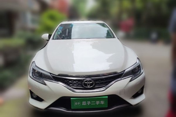 Toyota Reiz 2013, 101600 км, за 12027 USD