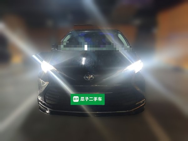 Toyota SIENNA 2021, 91700 км, за 9999999 USD