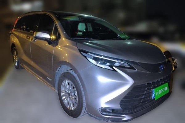Toyota SIENNA 2021, 43500 км, за 35158 USD