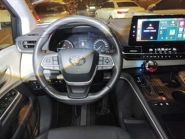 Toyota SIENNA 2023, 14900 км, за 9999999 USD - фото 17