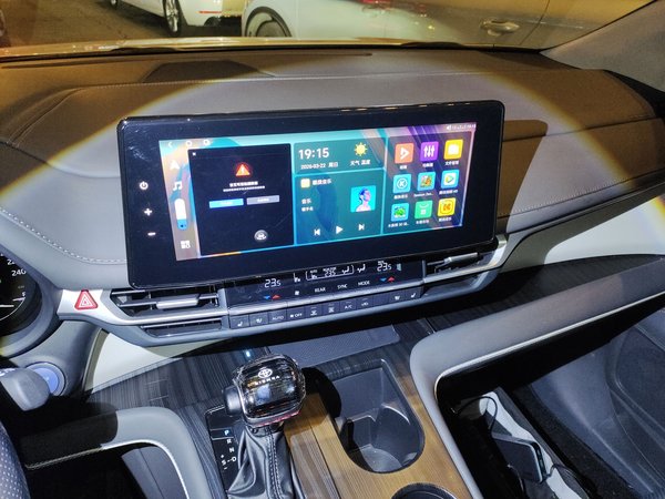 Toyota SIENNA 2023, 14900 км, за 9999999 USD - фото 19