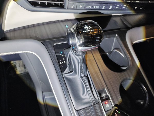 Toyota SIENNA 2023, 14900 км, за 9999999 USD - фото 16