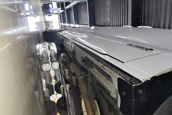 Toyota SIENNA 2023, 42600 км, за 34294 USD - фото 25