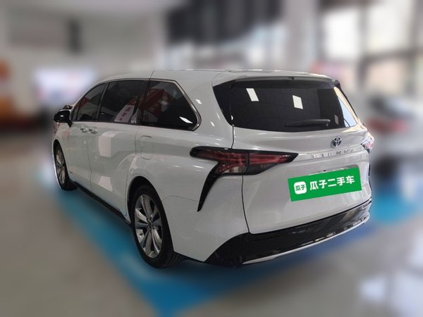 Toyota SIENNA 2023, 67700 км, за 36733 USD - фото 7