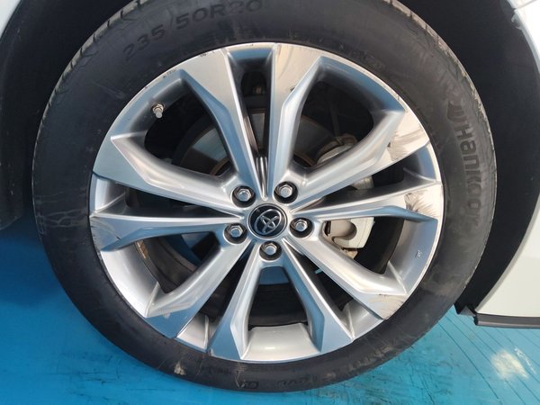 Toyota SIENNA 2023, 67700 км, за 36733 USD - фото 8