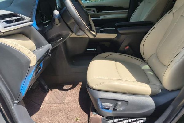 Toyota SIENNA 2024, 13000 км, за 51499 USD - фото 14