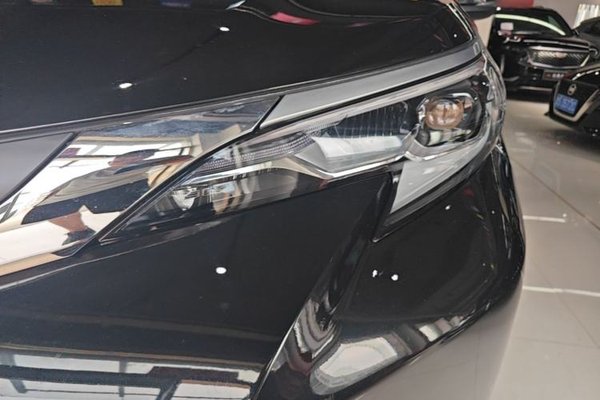 Toyota SIENNA 2024, 22200 км, за 34974 USD - фото 8