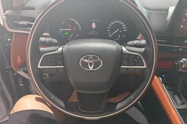 Toyota SIENNA 2024, 22200 км, за 34974 USD - фото 13