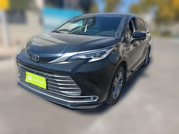 Toyota Sienna · 2024 год