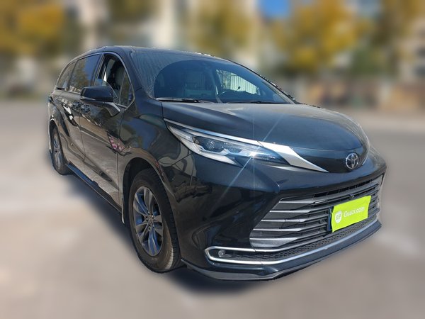 Toyota Sienna 2024, 24800 км, за 45654 USD