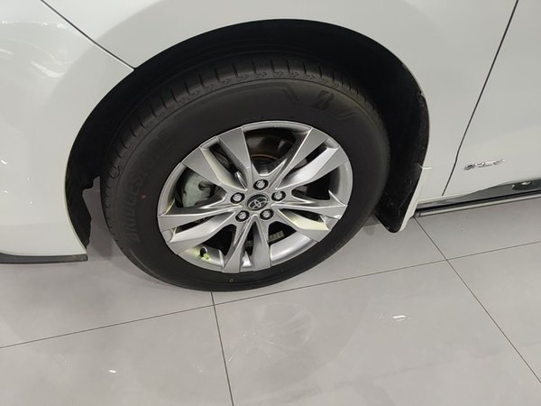 Toyota SIENNA 2024, 40300 км, за 39888 USD - фото 8