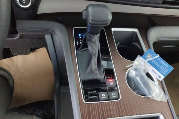 Toyota SIENNA 2026, 100 км, за 38667 USD - фото 16