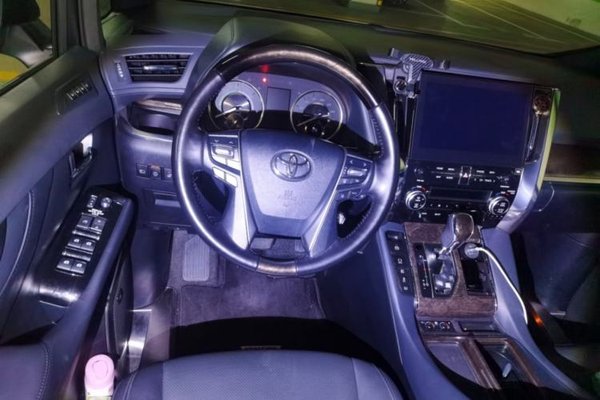 Toyota Vellfire 2020, 30300 км, за 79786 USD - фото 9