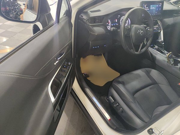 Toyota Venza 2022, 30400 км, за 19502 USD - фото 12