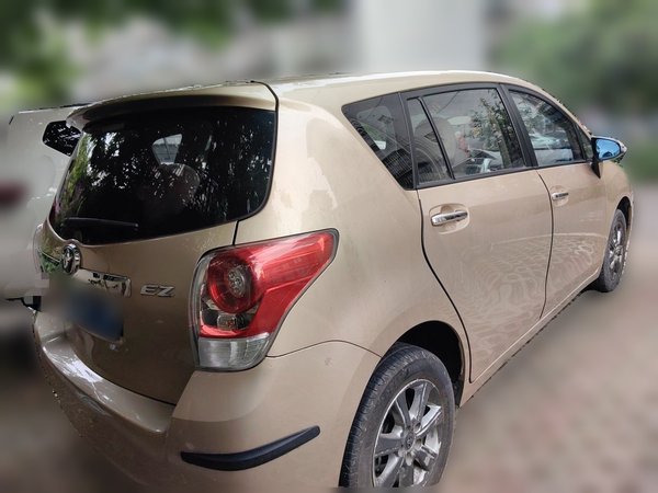 Toyota Verso 2014, 64100 км, за 8106 USD - фото 6