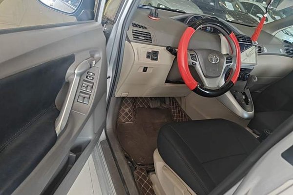 Toyota Verso 2014, 145200 км, за 7370 USD - фото 15