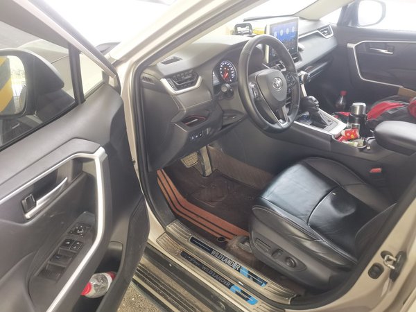Toyota Wildlander 2020, 76700 км, за 13670 USD - фото 17