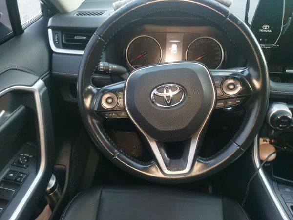 Toyota Wildlander 2022, 65700 км, за 16522 USD - фото 11