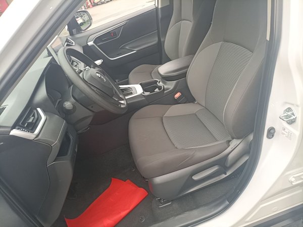 Toyota Wildlander 2022, 22000 км, за 16692 USD - фото 19