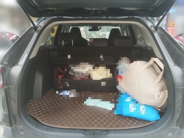 Toyota Wildlander 2023, 15000 км, за 9999999 USD - фото 18