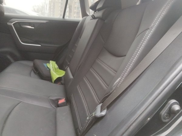 Toyota Wildlander 2023, 15000 км, за 9999999 USD - фото 12