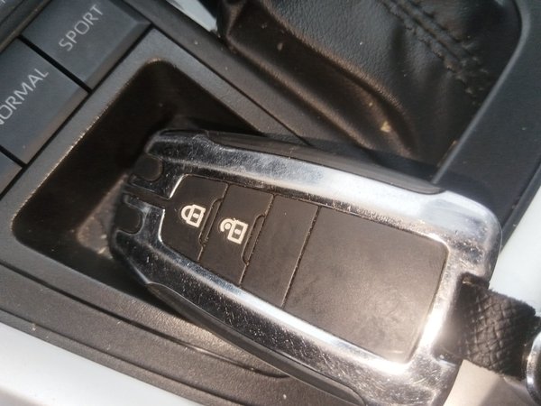 Toyota Wildlander 2023, 15000 км, за 9999999 USD - фото 14