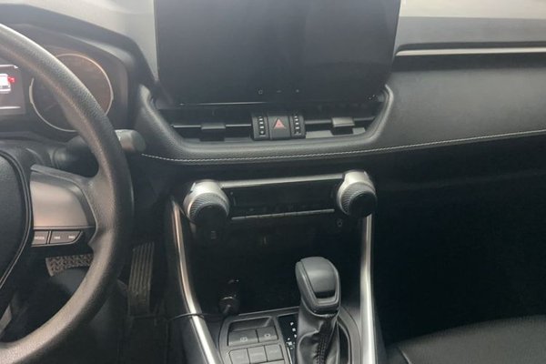 Toyota Wildlander 2023, 13000 км, за 18514 USD - фото 11