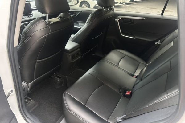 Toyota Wildlander 2023, 13000 км, за 18514 USD - фото 19