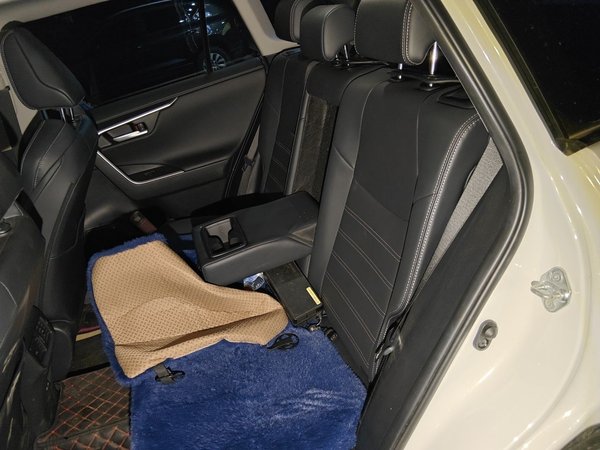 Toyota Wildlander 2023, 9400 км, за 18553 USD - фото 18